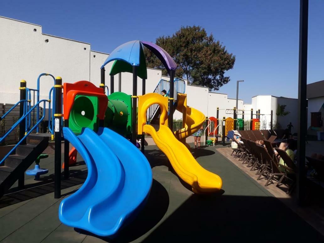 Olimpia Park Resort - 100M Do Parque Thermas Dos Laranjais エクステリア 写真