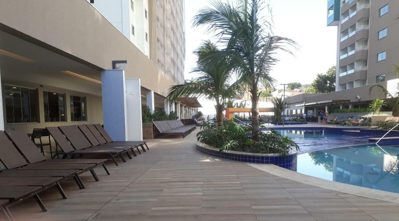 Olimpia Park Resort - 100M Do Parque Thermas Dos Laranjais エクステリア 写真