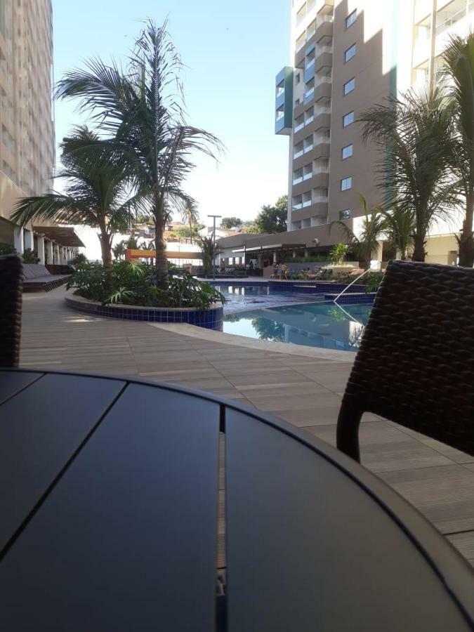 Olimpia Park Resort - 100M Do Parque Thermas Dos Laranjais エクステリア 写真